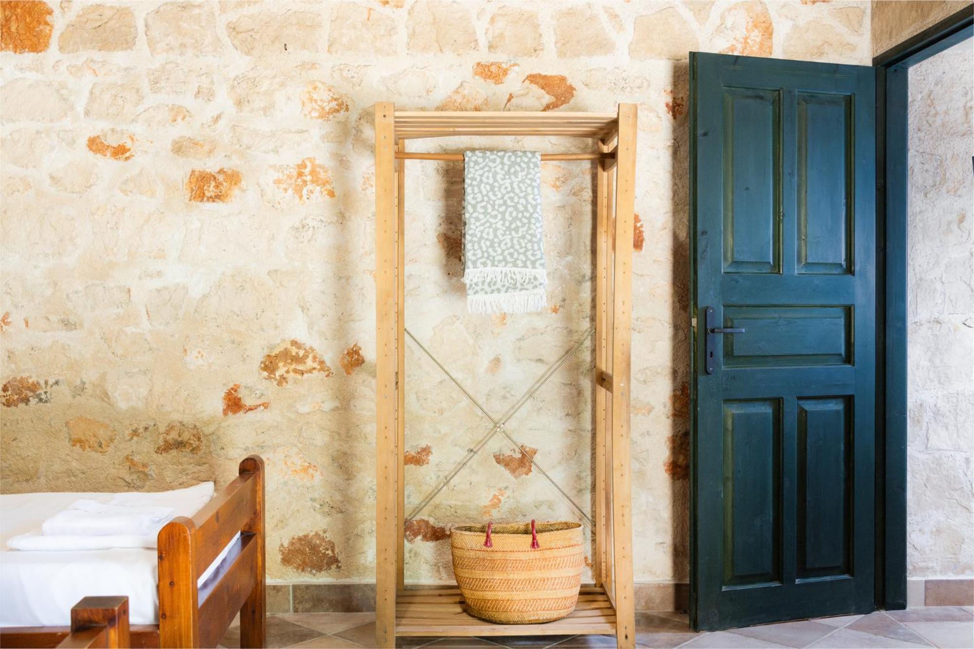 Orama Stone Apartments - Authentic Hospitality In A Historical Location, By Zantewize Phòng bức ảnh