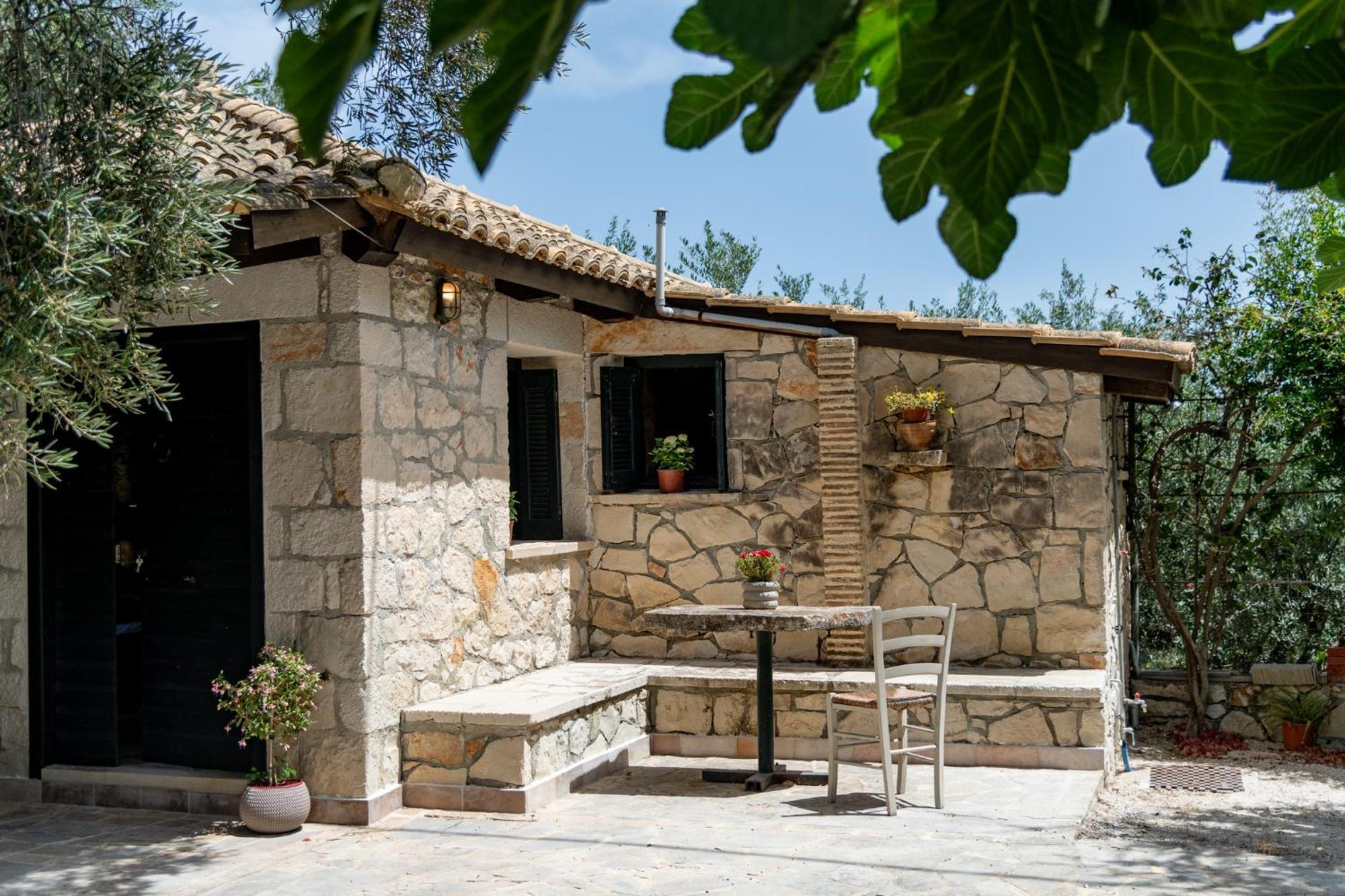 Orama Stone Apartments - Authentic Hospitality In A Historical Location, By Zantewize Ngoại thất bức ảnh